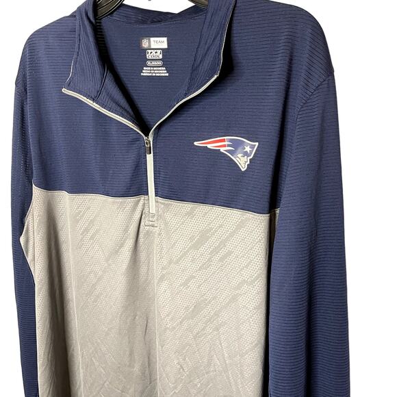 New England Patriots NFL Team Apparel Quarter Zip Pullover Sweatshirt Size XL - Picture 2 of 5